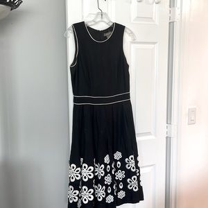 Black and white mid length Vintage dress.